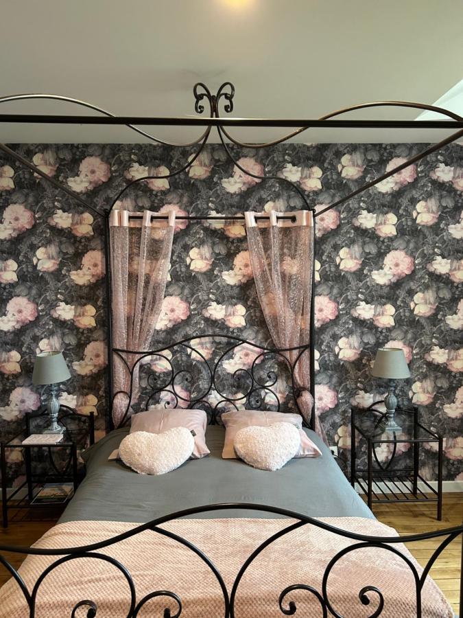 Chateau De La Bouchatte Chambre Les Roses Chazemais Exteriér fotografie